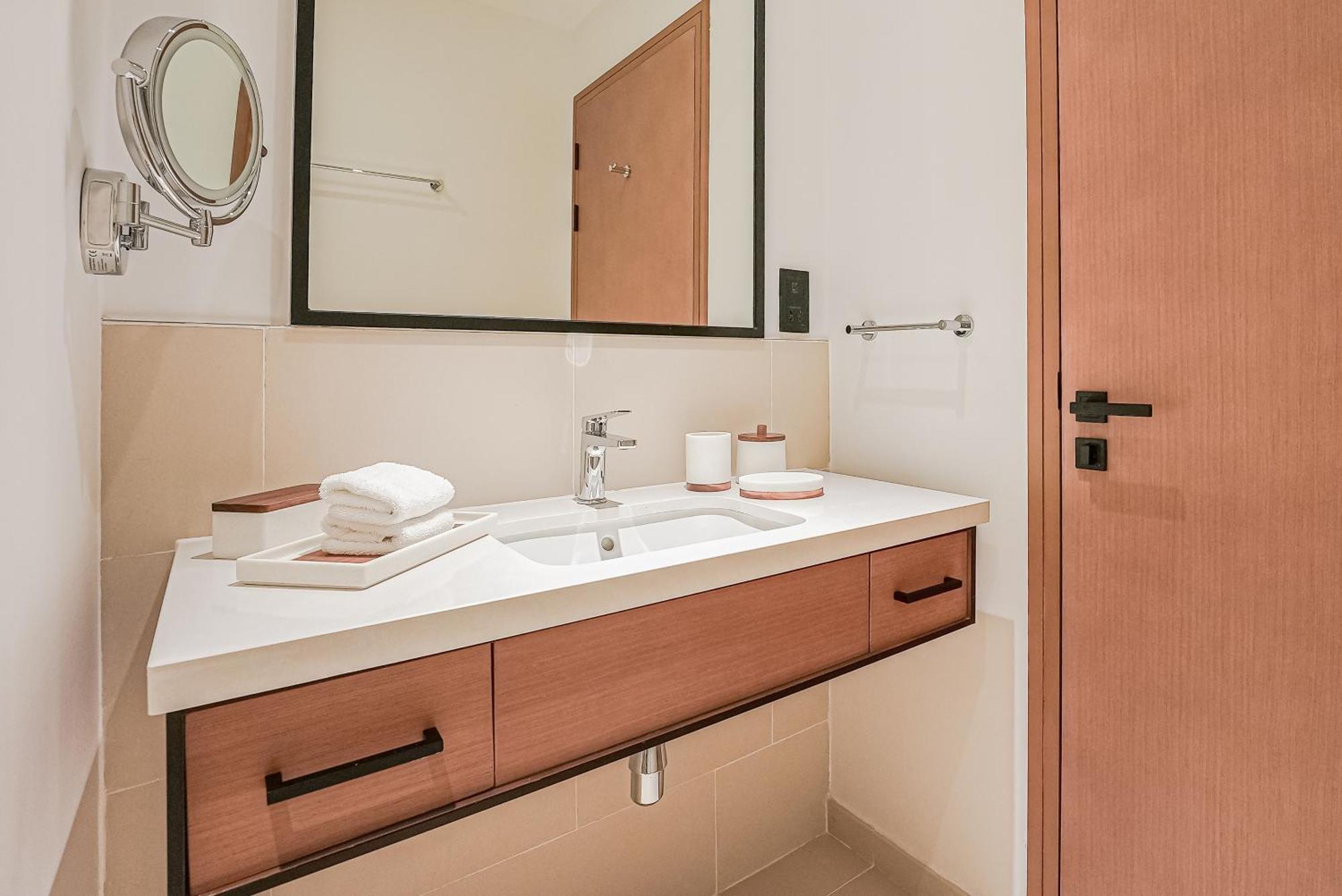 Modern 2Br High Floor Haven In Vida Dubai Marina公寓 外观 照片